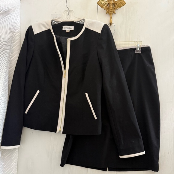 Calvin Klein Black Blazer and Skirt with White Trim 10 - Picture 1 of 10